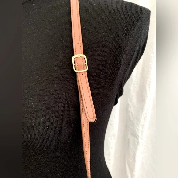 Talbots Quilted Leather Crossbody Purse Gold Toned Hardware Vintage - Picture 4 of 9